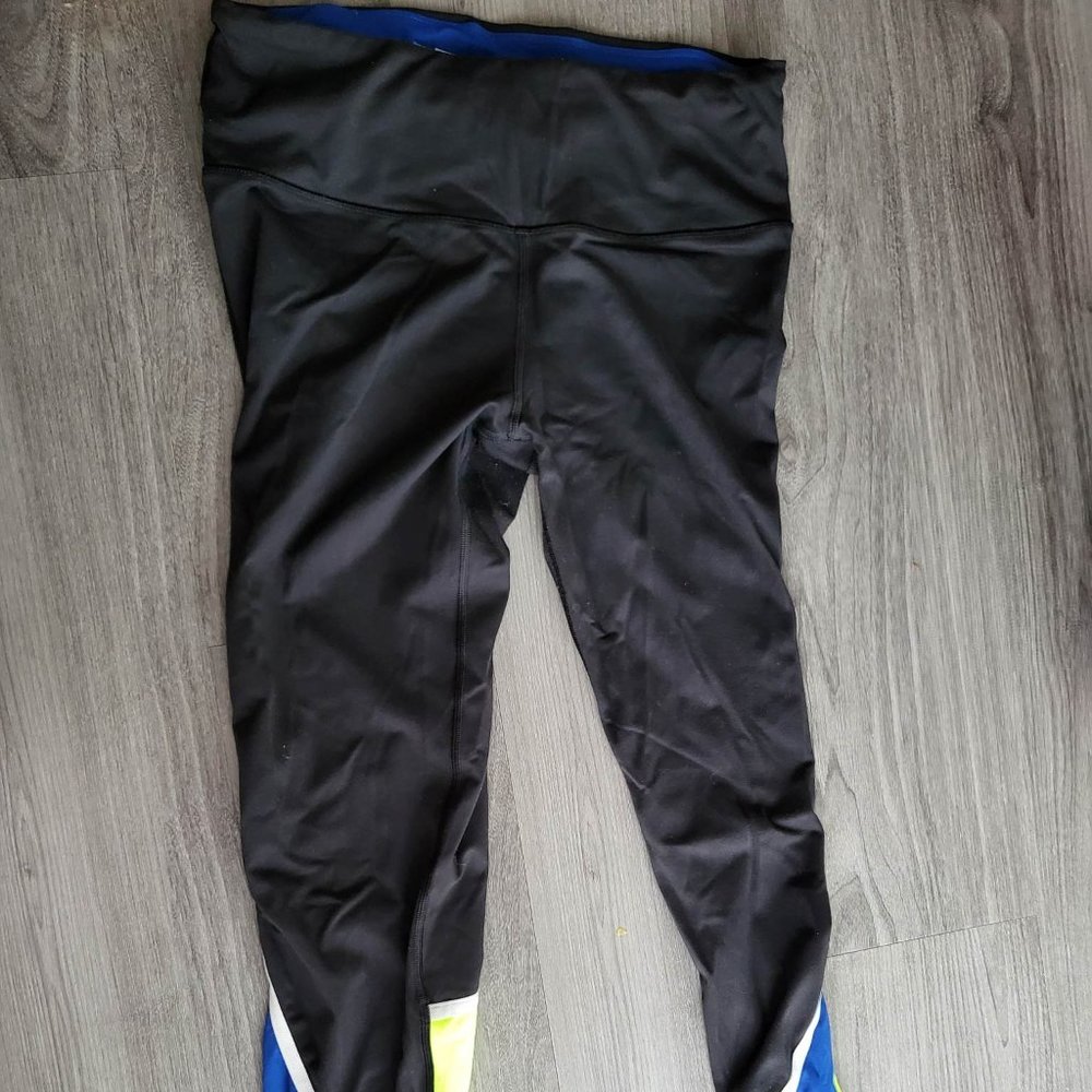 Victoria Secret Knockout Leggings